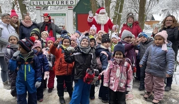 A MIÓVI Bársony János Úti Tagóvodájának gyermekei Dr. Nagy Ákos Képviselő Úr támogatásával a Mesebirodalomban tehettek látogatást