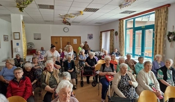 „Fogadj örökbe egy óvodát” A Szépkorúak Háza Idősek Otthona és a MIÓVI közös programja. Mert együtt lenni jó!