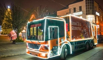 Adventi kukásautó Miskolctapolcán