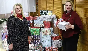 Ezer doboznyi ajándék a miskolci ovisoktól  Ezer doboznyi ajándék a miskolci ovisoktól
