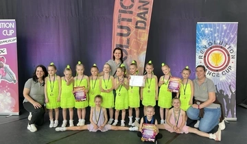 A MIÓVI Pitypang Tagóvodája Nyuszi csoportjának lelkes kis táncosai az elmúlt hétvégén két rangos táncversenyen is részt vettek