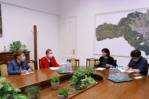 Minap - MEGSZÜLETETT A MEGÁLLAPODÁS – SZTRÁJKOLHATNAK A MIÓVI DOLGOZÓI IS Minap - MEGSZÜLETETT A MEGÁLLAPODÁS – SZTRÁJKOLHATNAK A MIÓVI DOLGOZÓI IS