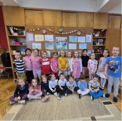 Költészet Napja a MIÓVI József Úti Tagóvodájában – Verssel és Rajzokkal Ünnepeltünk