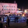 Fellobbant az első gyertyaláng Miskolc adventi koszorúján